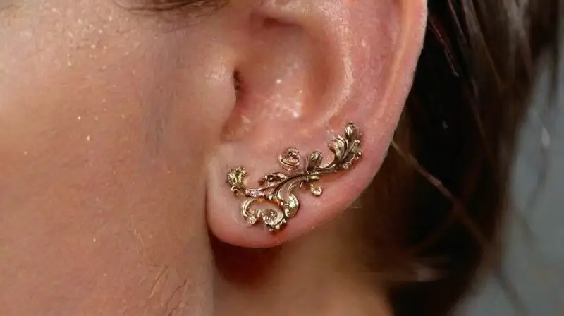 Detailed realistic jewelry and skin close-up